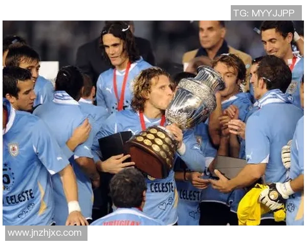 全球足球巨星崛起之路 探秘传奇球员背后的故事与成就