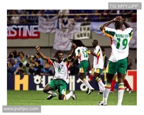 塞内加尔足球队传奇球星回顾与成就分析：从迪乌夫到萨尔的辉煌历程