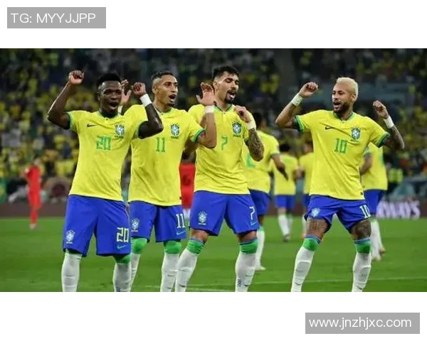 方脸足球巨星的崛起之路从草根少年到世界赛场荣耀巅峰 方脸足球巨星的崛起之路从草根少年到世界赛场荣耀巅峰