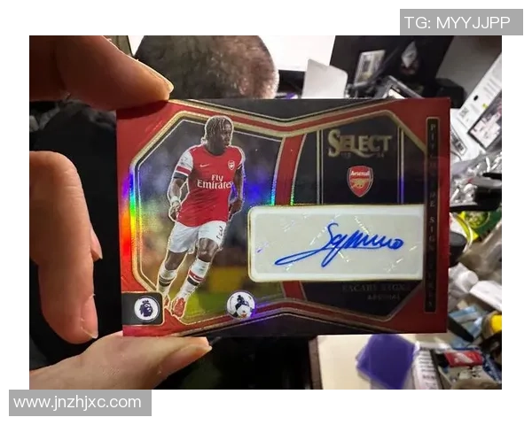 足球球星卡市场热潮：如何通过收藏与投资打造财富增值新天地